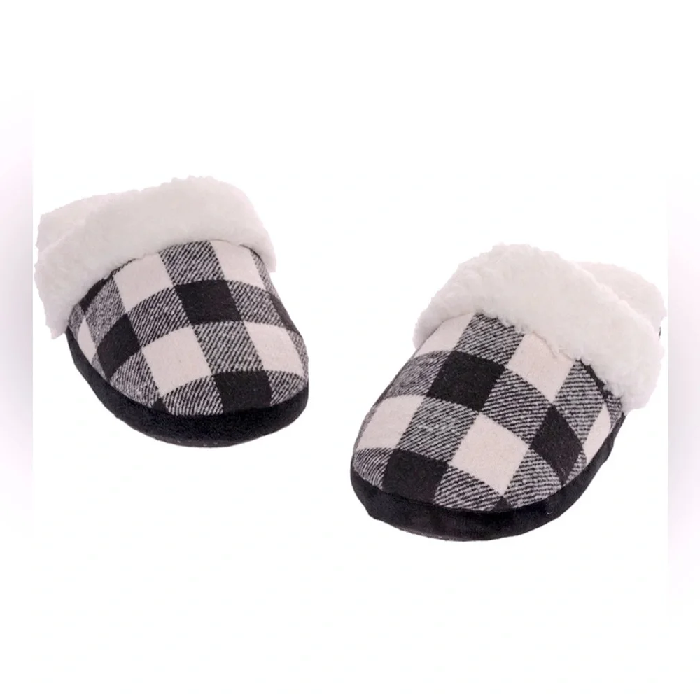 Fuzzy Buffalo Plaid Slippers - Picture 1 of 7